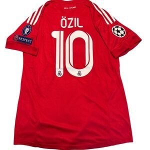 2011/12 Real Madrid retro third kit. Mesut Ozil soccer football jersey